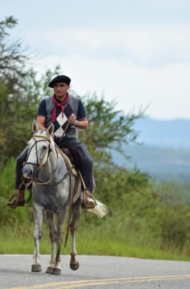 Subiendo a el río la suela .